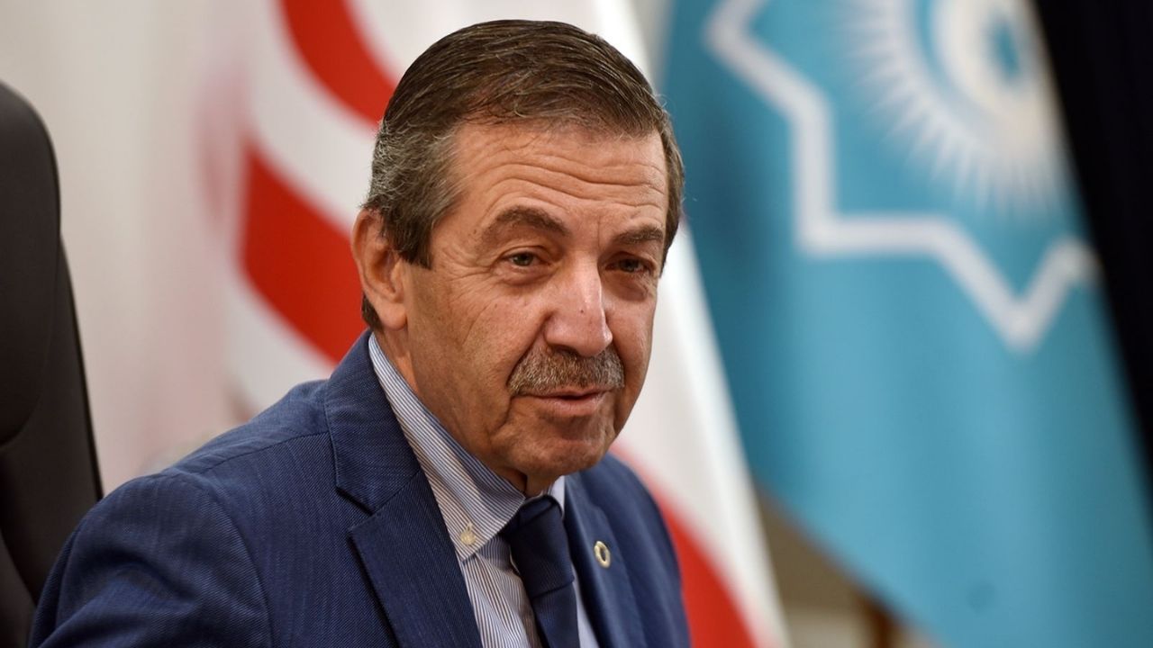 Ertuğruloğlu Bağdat’ta: KKTC İslam İşbirliği Teşkilatı zirvesinde temsil edilecek