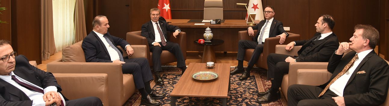 Başbakan Üstel, Özerdağ ve Yüksek Adliye Kurulu üyeleri ile toplantı yaptı… Yargı reformu ele alındı